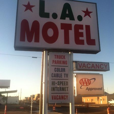 Claude La Motel المظهر الخارجي الصورة